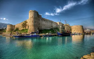 Кипр готовится принимать туристов с марта 2021 года